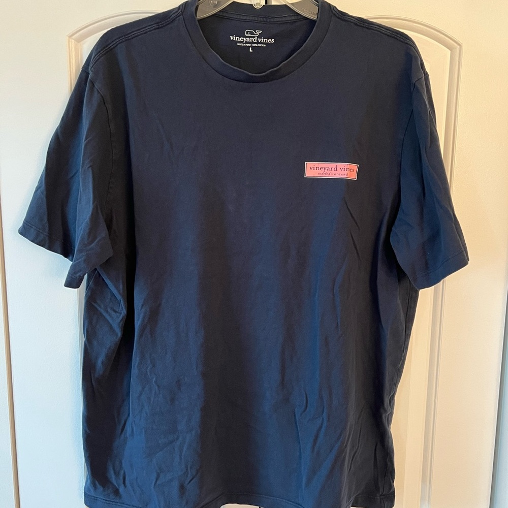 Vineyard vines t-shirt